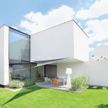 Nowoczesny dom pełen światła