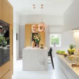 Nowoczesny dom między brzozami. Nowoczesny dom między brzozami