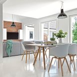 nowoczesny salon z jadalnią