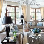 Nowy styl włoskich projektantów jest jak układanka z pięknych dodatków.