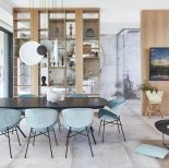 obrotowa ściana z telewizorem