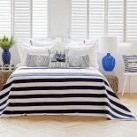 Dwustronna poszwa na pościel(grochy i błękitne wzory)