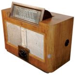 Odbiornik radiofoniczny 7-38 A , Polskie Zakłady Philips S.A. w Warszawie, 1937/38 r., fot. MUZEUM TECHNIKI W WARSZAWIE