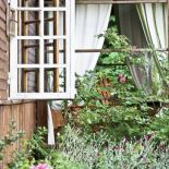 Ogród otaczający dom. Z duchem renesansu