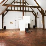 Ogromne surowe wnętrze. Świat według Opałki