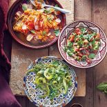 Sałatka z białej papryki oraz z rzodkiewek i marchewki