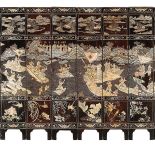 Ośmioskrzydłowy zdobiony laką, XIX w., Chiny