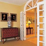 Oszklone dwyskrzydłowe drzwi. Podróże sentymentalne