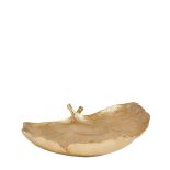 Ozdobna taca w kształcie liścia - idealna na sezonowe jesienne owoce. Zara Home/zarahome.com.pl