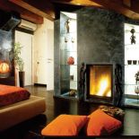 Palenisko Lumo ma wysokość 80 cm i można je zamontować bezpośrednio w podłodze lub podwiesić. Cena - od 15