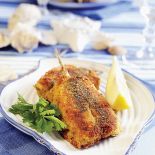 Panierowane smażone sardynki. Smaki południowych wód