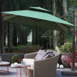 duży parasol ogrodowy