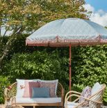 jaki parasol do ogrodu