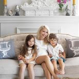 Pierwsza miłość Moniki to jasne kolory. Druga – prowansalskie klimaty.