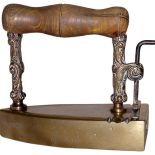 Płaskie żelazko na duszę, prawdopodobnie angielskie, ok. 1800 r., z kolekcji Piotra Widenki