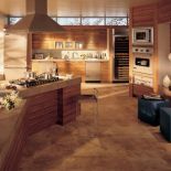 Płyta gazowa i chłodziarko-zamrażarka Professional w cenie 14 990 zł i 41 990 zł. Piekarnik elektryczny EVESO530 kosztuje 19