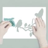 Po kolei wypełniamy szablon. Dekoracyjne ptaki - szablon do malowania