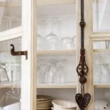 Podglądamy, jak projektantka urządziła się w starej farmie na południu Francji.