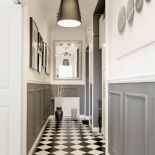 Podłoga jak w typowej francuskiej kamienicy.