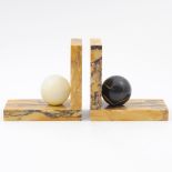 podpórki do książek marmurowe