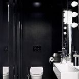 Podstawowy kontrast to biel i czerń. Zderzenie ponadczasowe, które zawsze wygląda efektownie.