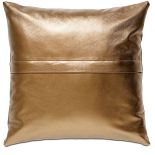 Poduszka Bronze ze skóry, 389 zł koronkowa Lace, 185 zł, BO CONCEPT