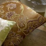 Poduszka Scarlet. CHRISTIAN FISCHBACHER