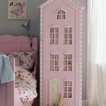 kącik zabaw w pokoju dziewczynki