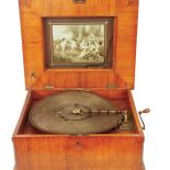 Polifon z metalowymi płytami, cw 4700 zł, niesprzedany, DESA UNICUM.