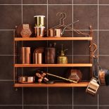 String - lekki pomysł na półkę