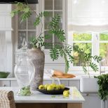 duża kuchnia z wyspą