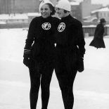 Polskie mistrzynie Zofia Nehring i Józefa Sutyńska w czasie mistrzostw w Warszawie, luty 1935 r.