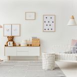 biały pokój dla dziewczynki