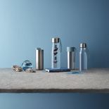 Pomysł na prezent z papieru, metalu i szkła