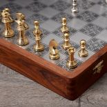 Pomysł na prezent z papieru, metalu i szkła