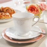 Porcelana Moments od Fyrklövern. Romantyzm w odcieniu pudrowego różu