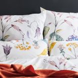 pościel w duże kwiaty