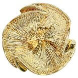 Pozłacany guzik, fot. Shutterstock.com