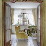 Prawie secesyjne lampy do holu Agnieszka wypatrzyła w Almi Decor.