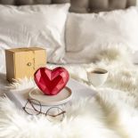 prezent na walentynki świeca serce czerwona