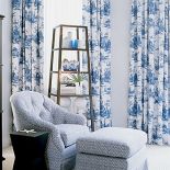 Projektant zestawił ze soba wzory, które na pierwszy rzut oka do siebie nie pasują.