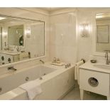 Prostota i najwyższej jakoścu materiały.