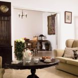 Przedwojenna willa z pamiątkami. Przedwojenna willa z pamiątkami