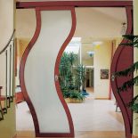 Przesuwane drzwi o nietuzinkowej formie.