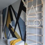 drabinka do ćwiczeń w pokoju nastolatka