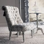 Queen firmy Giusti Portos, do wyboru skóra lub tkanina. Cena - od 1384 euro. STUDIO ITALIA