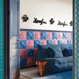 kolorowe ręcznie robione kafle królik projektu Aleksandry Żeromskiej