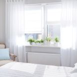 Rolety rzymskie: dekoracje okien nr 1 w Polsce – jak wybrać?