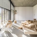 Dekoracje okienne, które ocieplą wnętrza jesienią