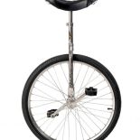 Rower cyrkowy. Fot. Medium. Historia dwóch kółek